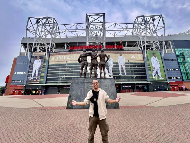 Du khách nên đặt vé sớm, kiểm tra lịch thi đấu và đến Old Trafford trước giờ bóng lăn để có trải nghiệm trọn vẹn hơn. 