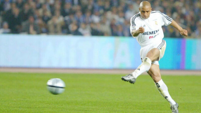 Real Madrid là nơi Roberto Carlos đạt đến đỉnh cao sự nghiệp và trở thành biểu tượng của vị trí hậu vệ trái hiện đại.