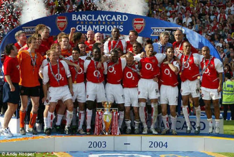 Thời kỳ Arsène Wenger giúp Arsenal ghi dấu với lối chơi đẹp mắt và mùa giải bất bại lịch sử.