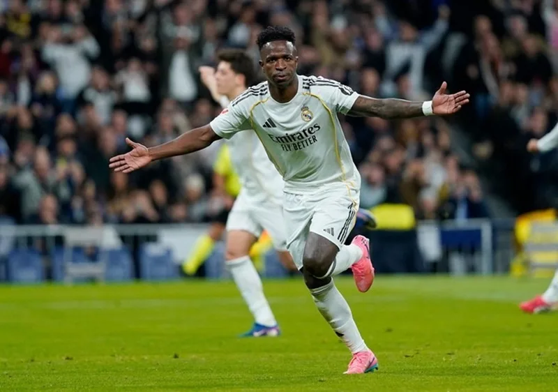 Real Madrid khẳng định vị thế "Vua châu Âu" với kỷ lục 15 lần vô địch UEFA Champions League.