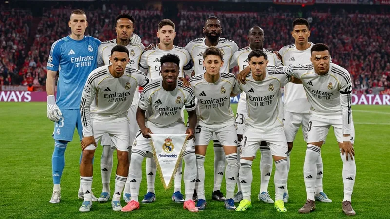 Real Madrid là câu lạc bộ bóng đá vĩ đại đại diện cho thủ đô của nước Tây Ban Nha.