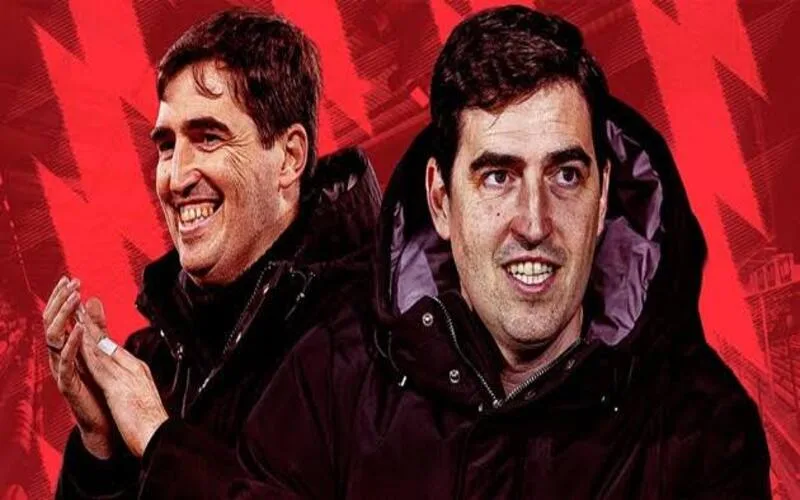 Huấn luyện viên Liverpool là ai? Chân dung vị thuyền trưởng 